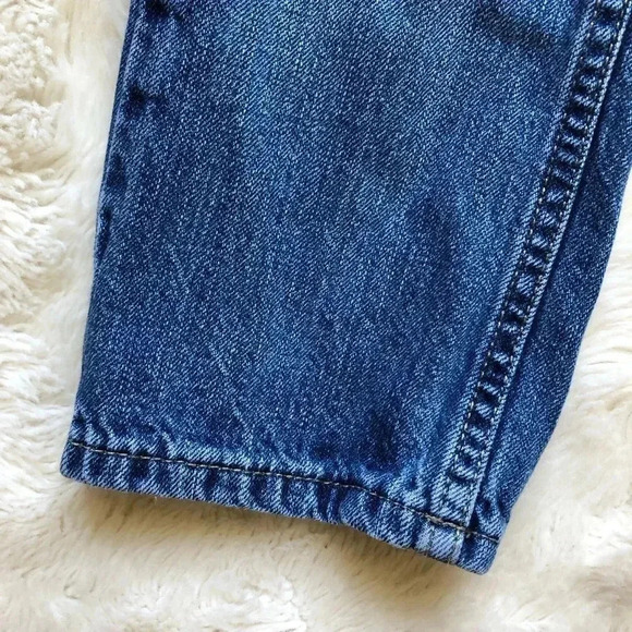 Old Navy Toddler Jeans Straight Leg  Size 2T - Picture 2 of 12